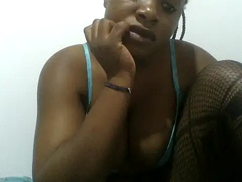 Snapshot of sweett_camillah chatting on 07/08/26, 11:04 sweett camillah online show from 07/08/26, 11:04