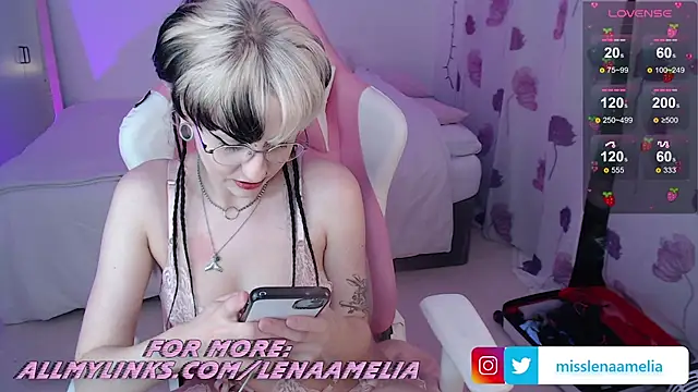 Lenas Playroom online show from 02/26/25, 08:44