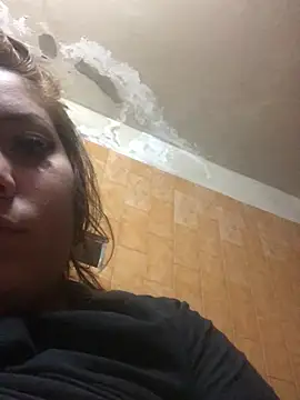alexaparedes01 online show from 06/06/26, 05:01