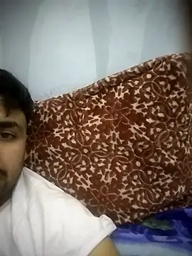 Snapshot of tipou211 chatting on 06/06/26, 03:00 tipou211 online show from 06/06/26, 03:00