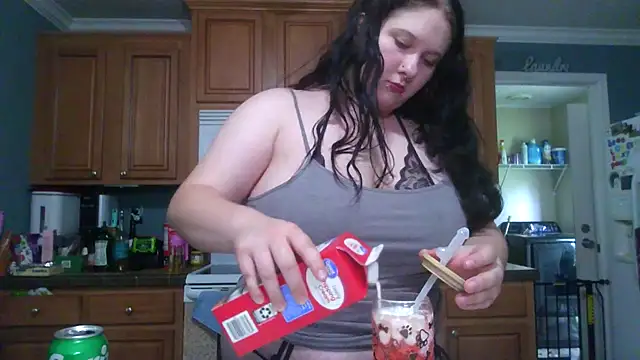 XRoxy ThorneX online show from 07/11/26, 07:49