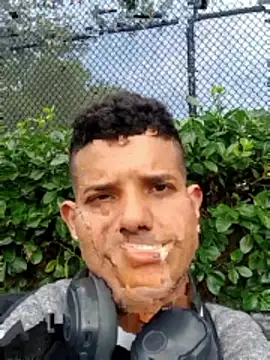 Snapshot of carlos0204 chatting on 06/06/26, 04:55 carlos0204 online show from 06/06/26, 04:55