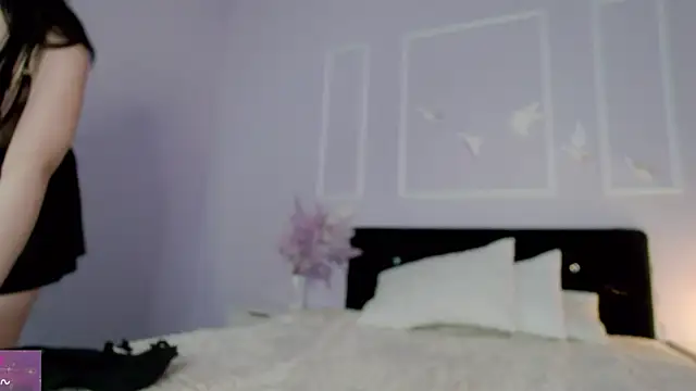 Snapshot of KimberlyWells chatting on 07/14/26, 10:21 KimberlyWells online show from 07/14/26, 10:21