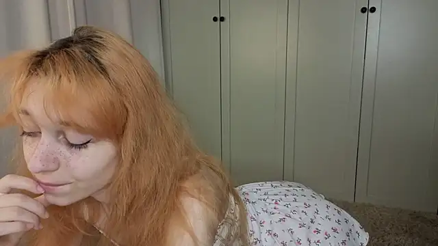 tgirlfoxy online show from 07/21/26, 06:16