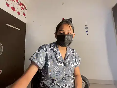 Snapshot of Hy_Selahh chatting on 07/20/26, 10:39 Hy Selahh online show from 07/20/26, 10:39