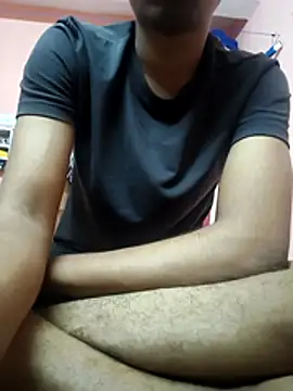 Snapshot of Vipul9079 chatting on 07/26/26, 03:47 Vipul9079 online show from 07/26/26, 03:47