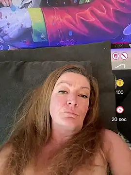MumGabriela online show from 06/22/26, 08:00