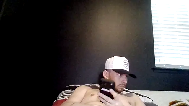 Snapshot of Mikecloudyhawk chatting on 06/22/26, 03:31 Mikecloudyhawk online show from 06/22/26, 03:31
