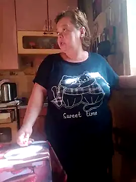 oksana72 online show from 09/19/25, 06:15