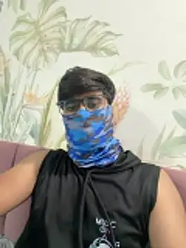 Snapshot of dreamy_boy chatting on 06/11/26, 06:50 dreamy boy online show from 06/11/26, 06:50