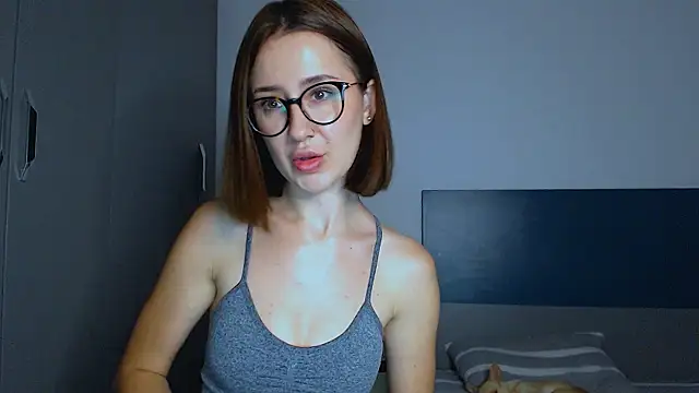 Snapshot of sofiacrystal chatting on 06/10/26, 03:50 sofiacrystal online show from 06/10/26, 03:50