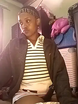 Snapshot of GoodinbedAfricanx chatting on 06/14/26, 10:39 GoodinbedAfricanx online show from 06/14/26, 10:39