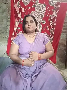 Snapshot of Hottie_riya01 chatting on 06/11/26, 09:40 Hottie riya01 online show from 06/11/26, 09:40