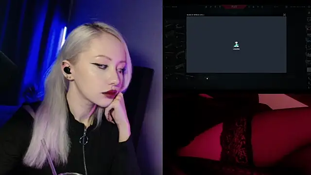 Snapshot of roxxyrowe chatting on 07/04/26, 10:05 roxxyrowe online show from 07/04/26, 10:05