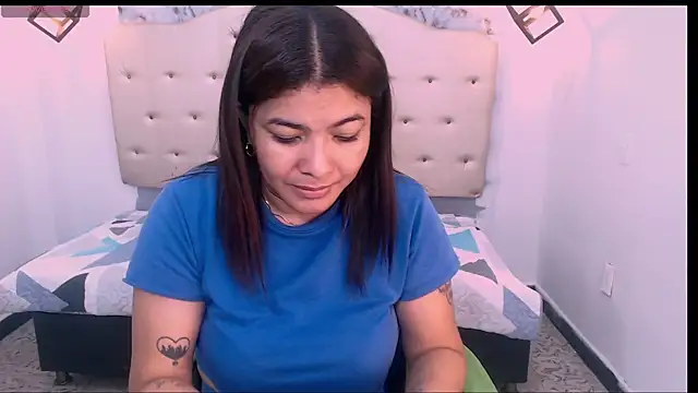 brenda-hot21 online show from 06/15/26, 12:02