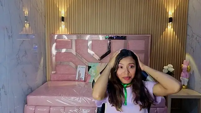 lisa s1 online show from 06/08/26, 09:37