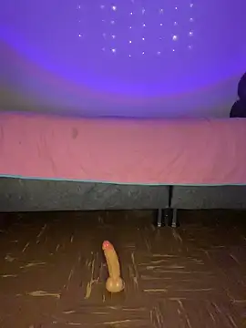 victoriaa luxe online show from 06/17/26, 08:21