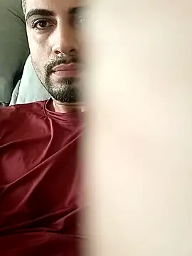 Snapshot of alanroludo chatting on 06/19/26, 11:58 alanroludo online show from 06/19/26, 11:58