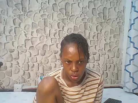 Polly sexy001 online show from 06/11/26, 12:19