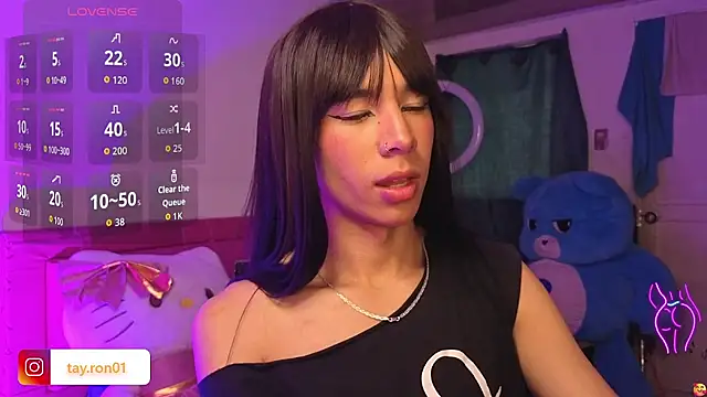 lady Tayron online show from 06/12/26, 07:13