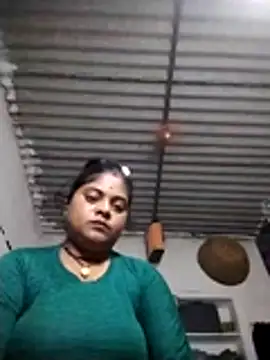 Snapshot of Cut_pihu56 chatting on 06/14/26, 06:10 Cut pihu56 online show from 06/14/26, 06:10
