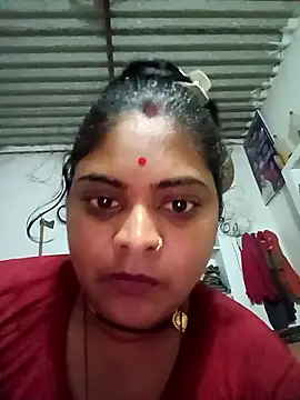 Snapshot of Cut_pihu56 chatting on 06/17/26, 05:47 Cut pihu56 online show from 06/17/26, 05:47