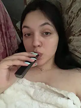 Snapshot of Bettie_Toni chatting on 06/11/26, 12:36 Bettie Toni online show from 06/11/26, 12:36