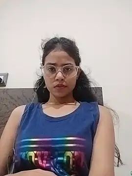 Snapshot of Nikitahot83 chatting on 06/11/26, 08:34 Nikitahot83 online show from 06/11/26, 08:34