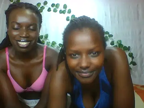 Snapshot of babgirls254 chatting on 06/13/26, 07:12 babgirls254 online show from 06/13/26, 07:12