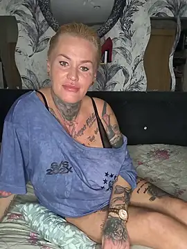 InkedMissLaBaehm online show from 06/30/26, 09:38