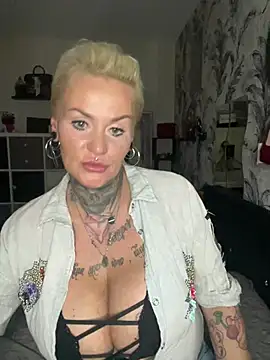 InkedMissLaBaehm online show from 07/14/26, 10:04