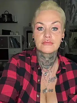 InkedMissLaBaehm online show from 07/18/26, 10:57