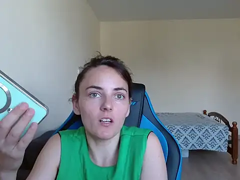 OliviaTheS online show from 06/27/26, 09:25