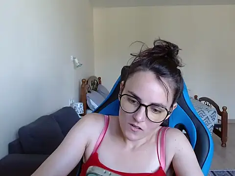 OliviaTheS online show from 06/28/26, 10:21