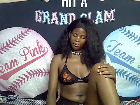 Snapshot of Queen_slay2 chatting on 06/29/26, 05:46 Queen slay2 online show from 06/29/26, 05:46