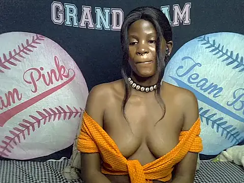 Snapshot of Queen_slay2 chatting on 07/08/26, 07:35 Queen slay2 online show from 07/08/26, 07:35