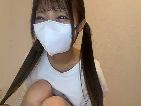 Snapshot of Airi__0o chatting on 06/20/26, 04:15 Airi 0o online show from 06/20/26, 04:15