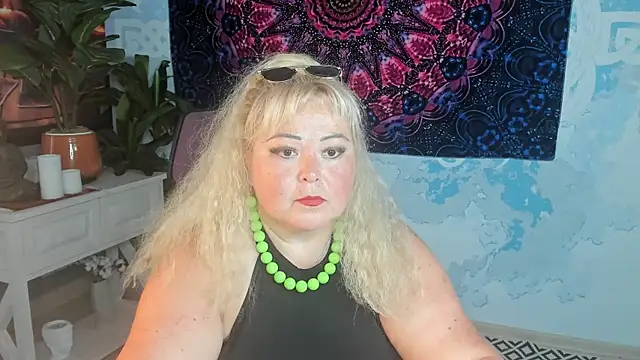 Snapshot of EvaMurller chatting on 07/24/26, 09:18 EvaMurller online show from 07/24/26, 09:18