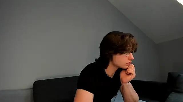Valo Cross online show from 06/14/26, 11:34