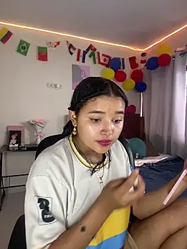 maryale01 online show from 06/18/26, 07:51