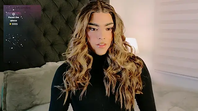 Scarlethvhonparker online show from 04/14/26, 12:05