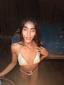Snapshot of GabyMilan_ chatting on 06/22/26, 03:25 GabyMilan online show from 06/22/26, 03:25