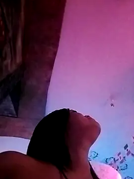 Snapshot of Camila_hott_11 chatting on 07/18/26, 11:08 Camila hott 11 online show from 07/18/26, 11:08
