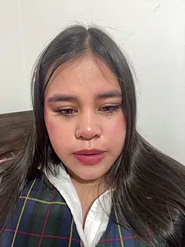 Snapshot of Sophia_Rose_ chatting on 06/18/26, 01:17 Sophia Rose online show from 06/18/26, 01:17