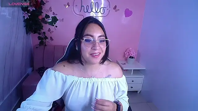 Snapshot of Ariabliss_ch chatting on 06/12/26, 10:52 Ariabliss ch online show from 06/12/26, 10:52