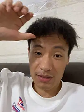 Snapshot of Mr_iphone11 chatting on 06/13/26, 04:16 Mr iphone11 online show from 06/13/26, 04:16