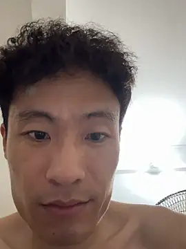 Snapshot of Mr_iphone11 chatting on 07/28/26, 04:05 Mr iphone11 online show from 07/28/26, 04:05
