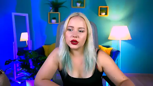 Snapshot of stellawatts chatting on 06/14/26, 08:05 stellawatts online show from 06/14/26, 08:05