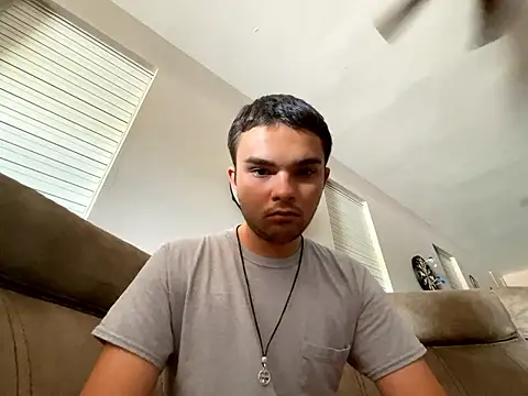 Snapshot of calrodriguez27 chatting on 06/12/26, 05:12 calrodriguez27 online show from 06/12/26, 05:12