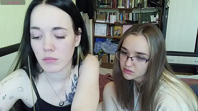 Snapshot of Mia_Ellis chatting on 07/02/26, 10:21 Mia Ellis online show from 07/02/26, 10:21